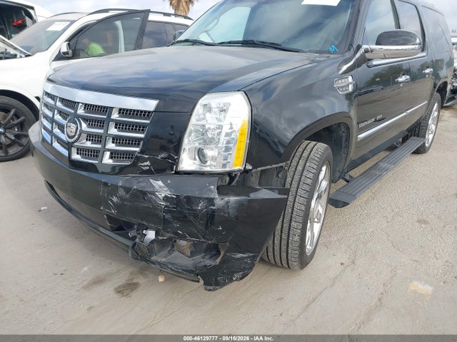 2012 Cadillac Escalade Esv Luxury მანქანა იყიდება აუქციონზე, vin: 1GYS3HEF1CR210712, აუქციონის ნომერი: 46129777
