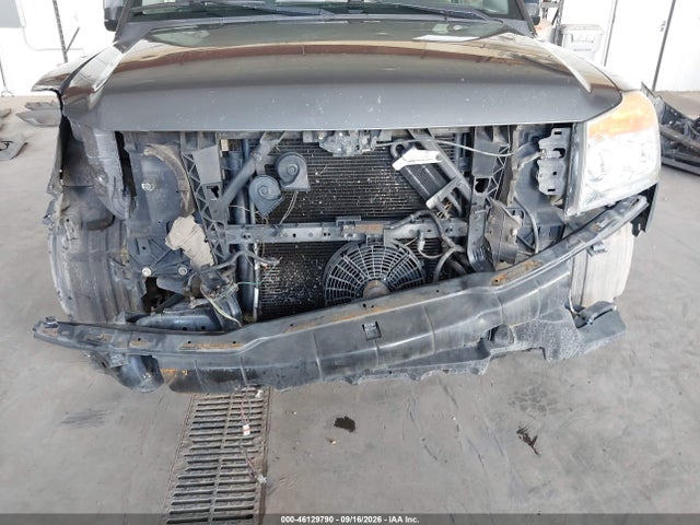2014 Nissan Armada Sv მანქანა იყიდება აუქციონზე, vin: 5N1BA0ND4EN611074, აუქციონის ნომერი: 46129790