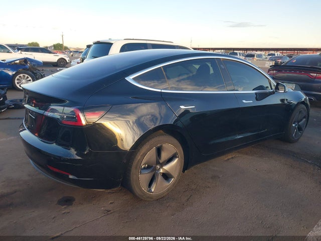 Продажа на аукционе авто 2018 Tesla Model 3 Long Range/mid Range, vin: 5YJ3E1EA2JF044493, номер лота: 46129796