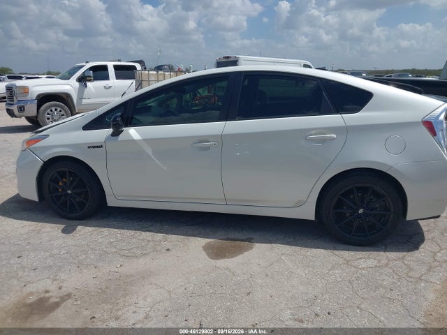 Продажа на аукционе авто 2015 Toyota Prius Four, vin: JTDKN3DUXF1999030, номер лота: 46129802