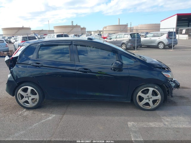 46129807 :رقم المزاد ، JHMGK5H85HS016130 vin ، 2017 Honda Fit Ex-l مزاد بيع