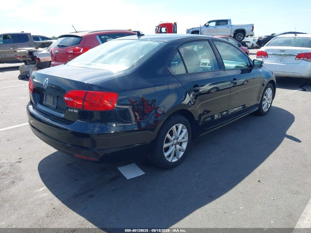 2012 Volkswagen Jetta 2.5l Se მანქანა იყიდება აუქციონზე, vin: 3VWDP7AJ4CM335371, აუქციონის ნომერი: 46129825