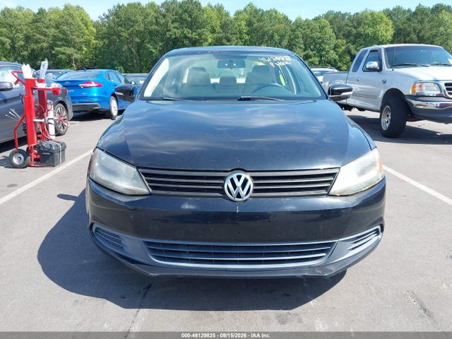 2012 Volkswagen Jetta 2.5l Se მანქანა იყიდება აუქციონზე, vin: 3VWDP7AJ4CM335371, აუქციონის ნომერი: 46129825