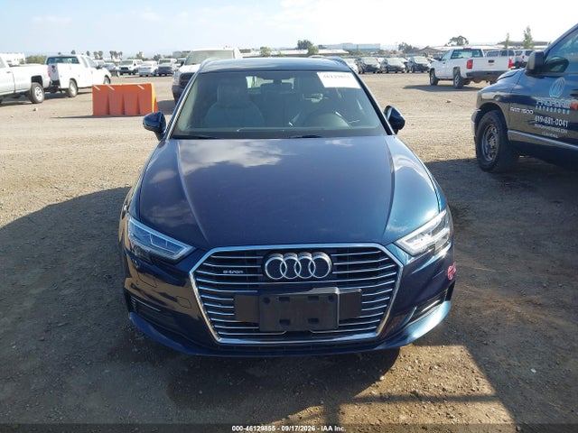 46129855 :رقم المزاد ، WAUTPBFF2HA134222 vin ، 2017 Audi A3 E-tron 1.4t Premium مزاد بيع