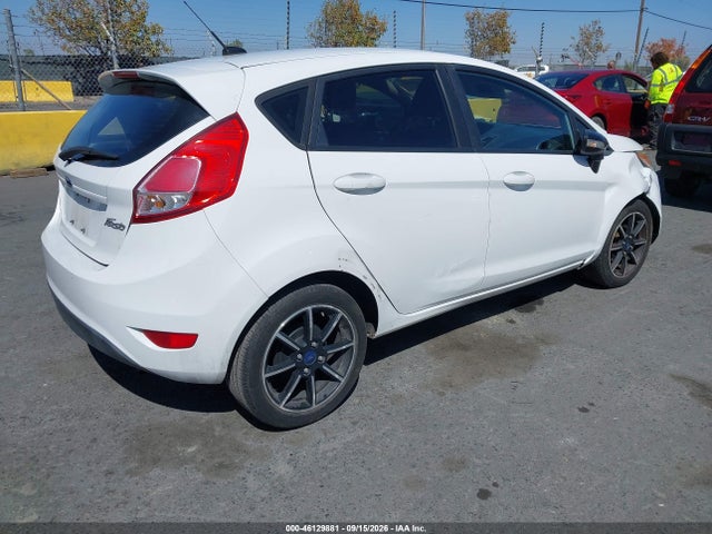 2016 Ford Fiesta Se მანქანა იყიდება აუქციონზე, vin: 3FADP4EJ6GM208273, აუქციონის ნომერი: 46129881