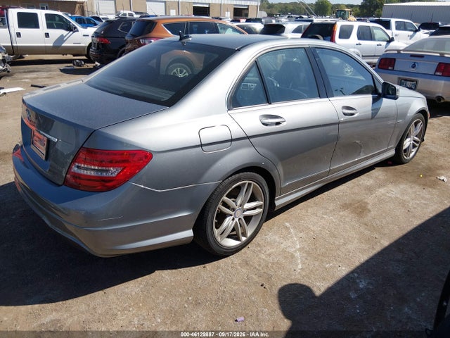 Продажа на аукционе авто 2012 Mercedes-benz C 250 Sport, vin: WDDGF4HB1CR202457, номер лота: 46129887