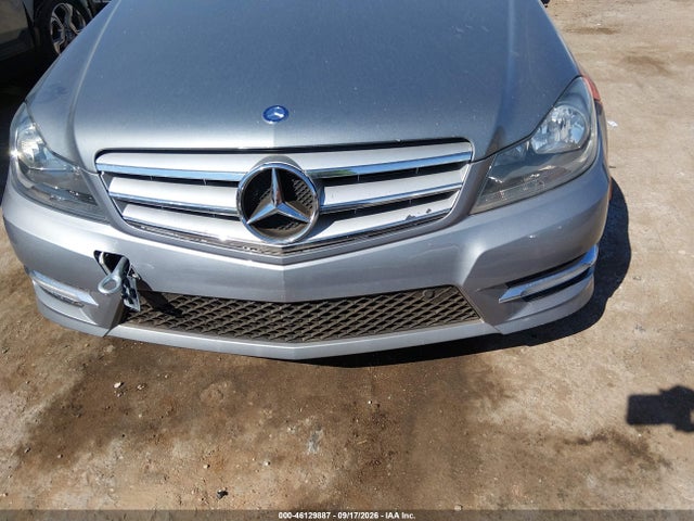 Продажа на аукционе авто 2012 Mercedes-benz C 250 Sport, vin: WDDGF4HB1CR202457, номер лота: 46129887