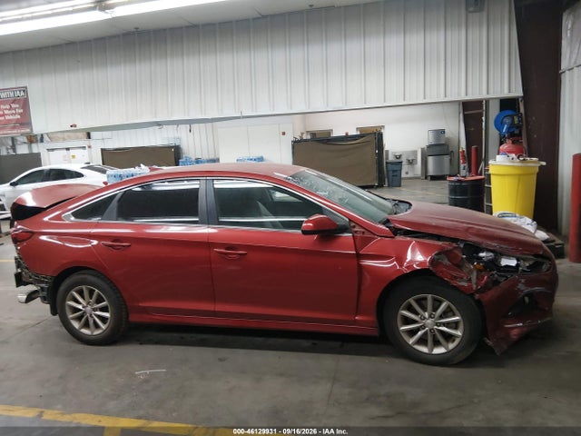 Hyundai SONATA SE 2019 5NPE24AF8KH792589 Image 14
