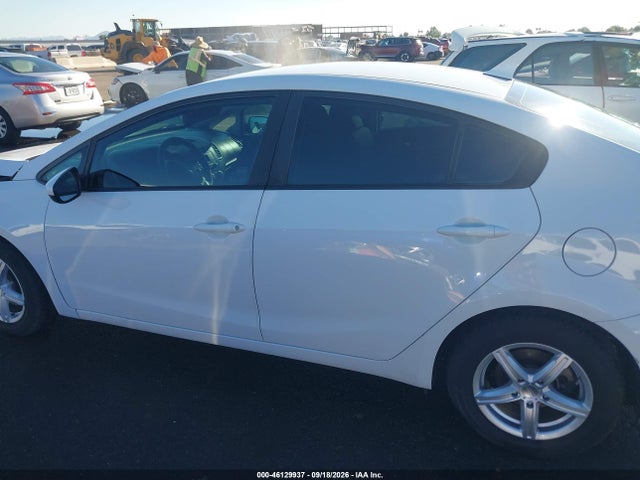 KIA FORTE LX 2016 KNAFK4A67G5614455 Image 14
