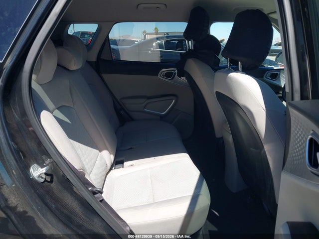 KIA SOUL LX 2020 KNDJ23AU5L7700397 Image 8