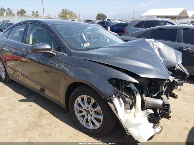 Продажа на аукционе авто 2015 Ford Fusion S, vin: 3FA6P0G73FR183336, номер лота: 46129945