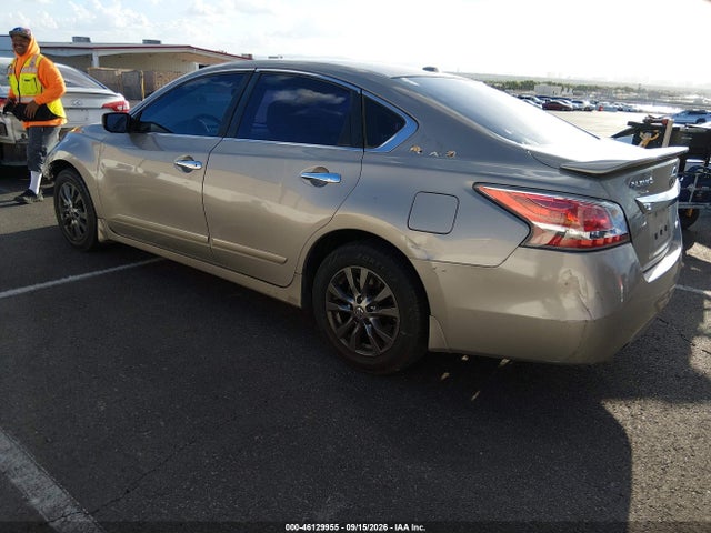 1N4AL3AP0FN916753 Nissan Altima 2.5 S