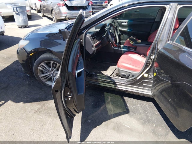 4T1BF1FK2FU941212 Toyota CAMRY SE