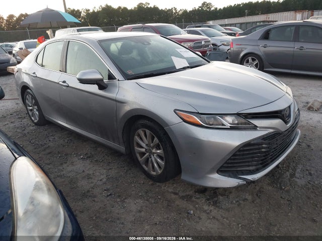 Продажа на аукционе авто 2020 Toyota Camry Le, vin: 4T1C11AK2LU975947, номер лота: 46130008