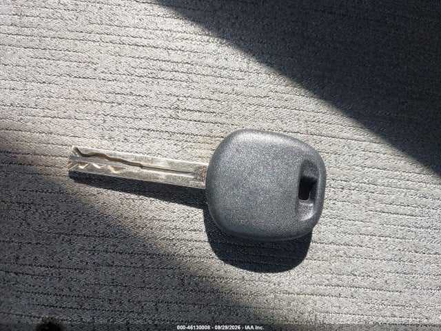 46130008 :رقم المزاد ، 4T1C11AK2LU975947 vin ، 2020 Toyota Camry Le مزاد بيع
