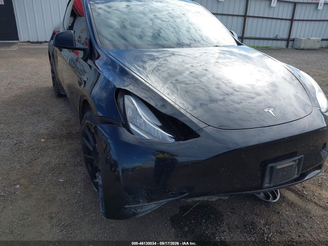 46130034 :رقم المزاد ، 7SAYGDEE8NF480200 vin ، 2022 Tesla Model Y Long Range Dual Motor All-wheel Drive مزاد بيع