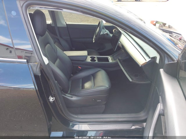 46130034 :رقم المزاد ، 7SAYGDEE8NF480200 vin ، 2022 Tesla Model Y Long Range Dual Motor All-wheel Drive مزاد بيع