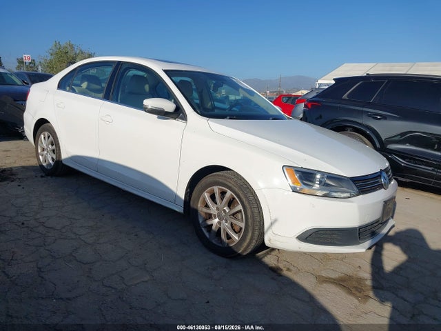 Продажа на аукционе авто 2013 Volkswagen Jetta 2.5l Se, vin: 3VWDP7AJ7DM425289, номер лота: 46130053