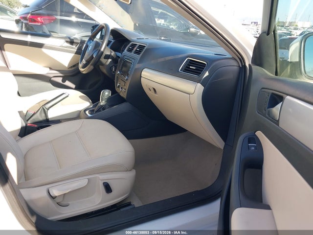 Продажа на аукционе авто 2013 Volkswagen Jetta 2.5l Se, vin: 3VWDP7AJ7DM425289, номер лота: 46130053