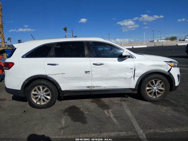 Продаж на аукціоні авто 2017 Kia Sorento 2.4l Lx, vin: 5XYPG4A3XHG279683, номер лоту: 46130082