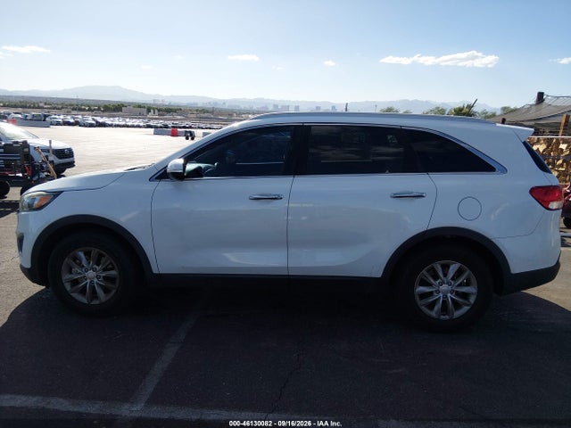 Продаж на аукціоні авто 2017 Kia Sorento 2.4l Lx, vin: 5XYPG4A3XHG279683, номер лоту: 46130082