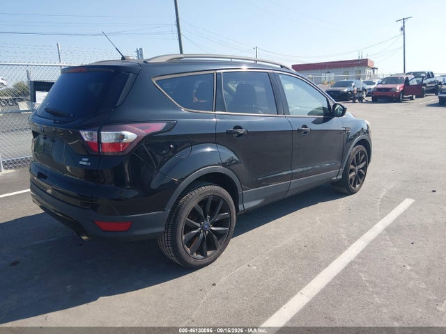 46130096 :رقم المزاد ، 1FMCU9G90HUE12686 vin ، 2017 Ford Escape Se مزاد بيع