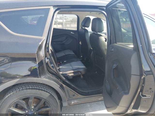 46130096 :رقم المزاد ، 1FMCU9G90HUE12686 vin ، 2017 Ford Escape Se مزاد بيع