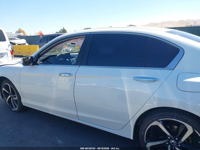 Honda Accord Sport 2015 1HGCR2F55FA160722 Image 16