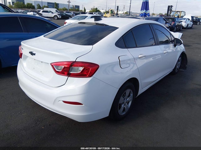 Chevrolet Cruze Ls Auto 2018 1G1BC5SM2J7228872 Image 4