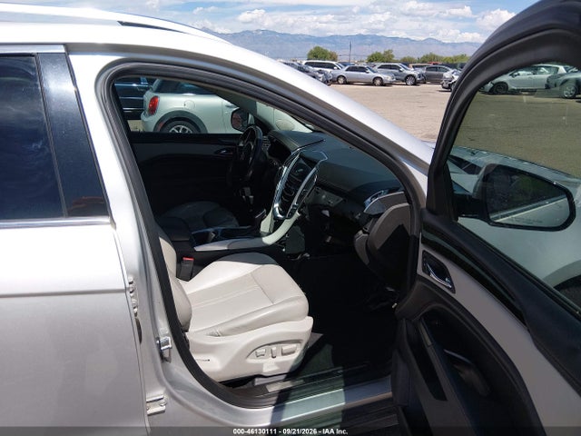 Cadillac Srx Luxury Collection 2016 3GYFNBE33GS573031 Image 5