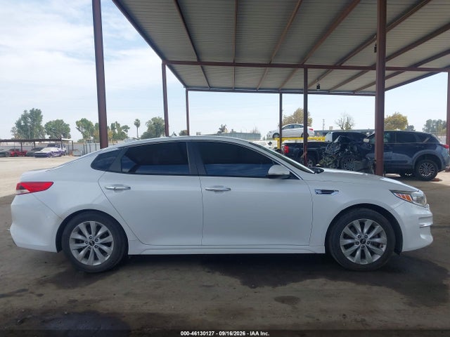 2018 Kia Optima Lx მანქანა იყიდება აუქციონზე, vin: 5XXGT4L33JG260136, აუქციონის ნომერი: 46130127