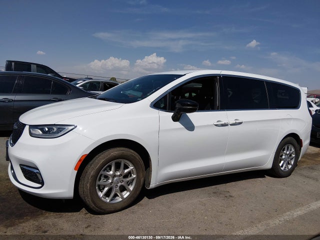 Продажа на аукционе авто 2026 Chrysler Pacifica Select, vin: 2C4RC1BG5TR201031, номер лота: 46130130