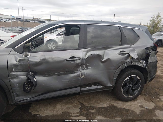 Продажа на аукционе авто 2025 Nissan Rogue Sv Fwd, vin: 5N1BT3BA3SC798837, номер лота: 46130139