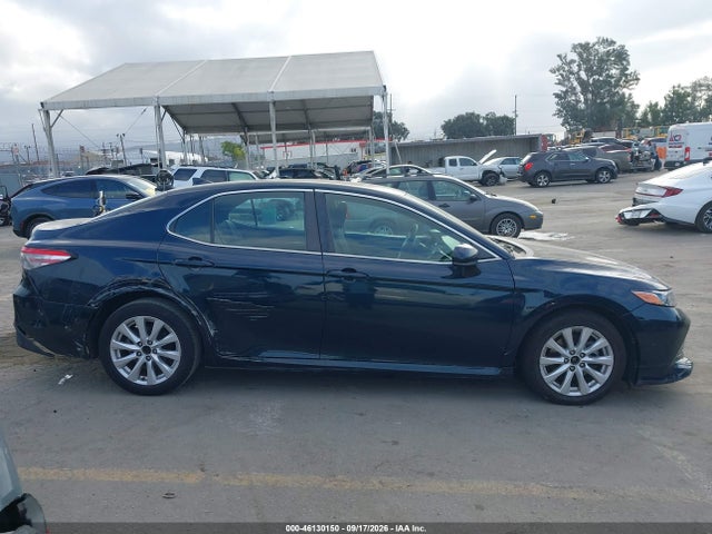 Toyota CAMRY LE 2019 4T1B11HK5KU744136 Image 13