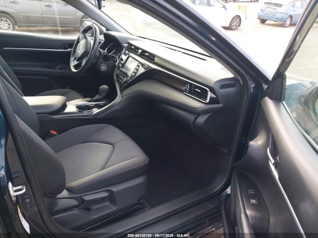 Toyota CAMRY LE 2019 4T1B11HK5KU744136 Image 5