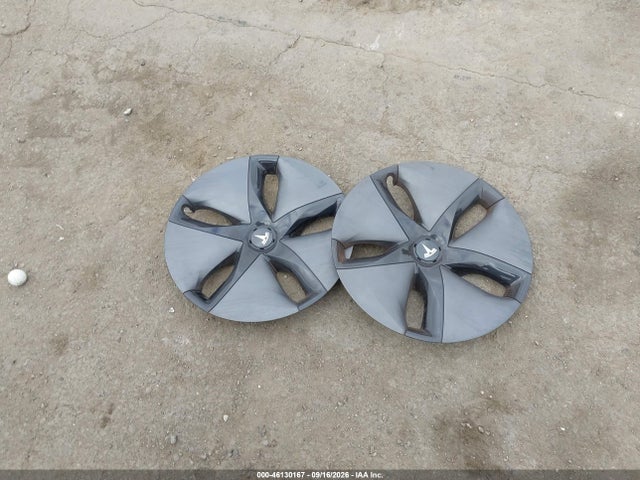 Tesla Model 3 Long Range/mid Range 2018 5YJ3E1EA6JF058543 Image 11