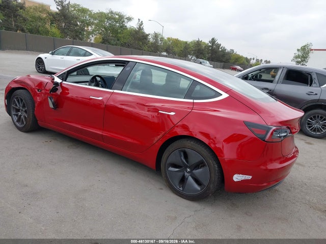 Tesla Model 3 Long Range/mid Range 2018 5YJ3E1EA6JF058543 Image 3