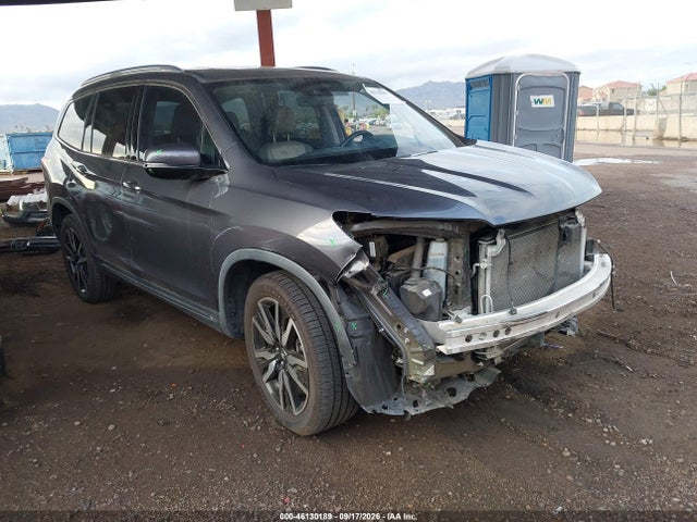 46130189 :رقم المزاد ، 5FNYF6H96KB082070 vin ، 2019 Honda Pilot Touring مزاد بيع