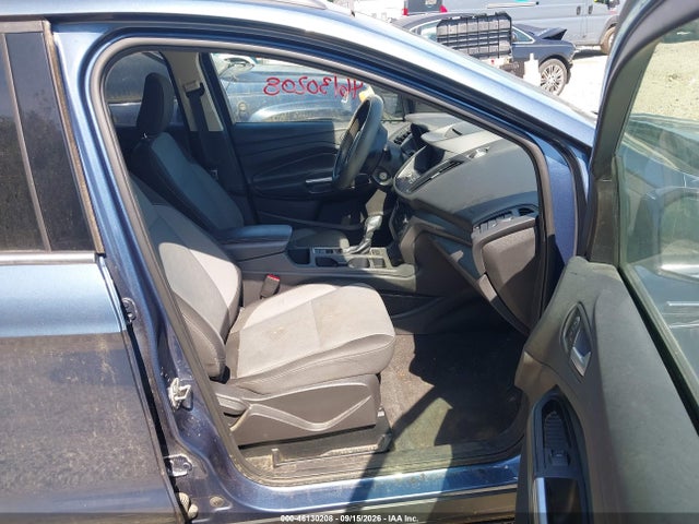 Продажа на аукционе авто 2018 Ford Escape Se, vin: 1FMCU9GD1JUB17025, номер лота: 46130208