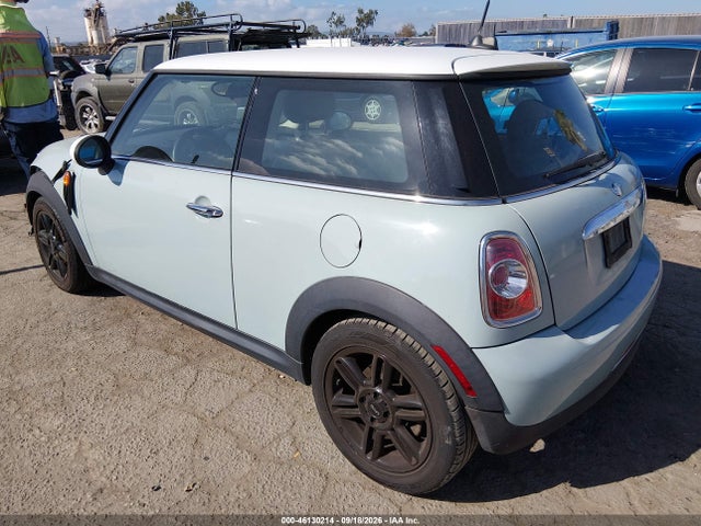 2013 Mini Hardtop Cooper მანქანა იყიდება აუქციონზე, vin: WMWSU3C59DT687969, აუქციონის ნომერი: 46130214
