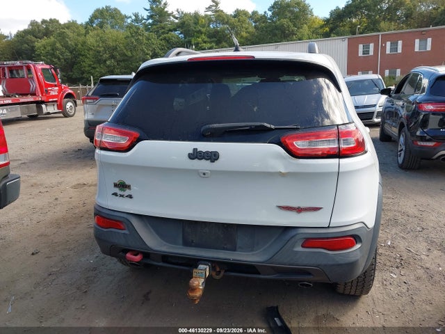2015 Jeep Cherokee Trailhawk მანქანა იყიდება აუქციონზე, vin: 1C4PJMBS3FW570968, აუქციონის ნომერი: 46130229