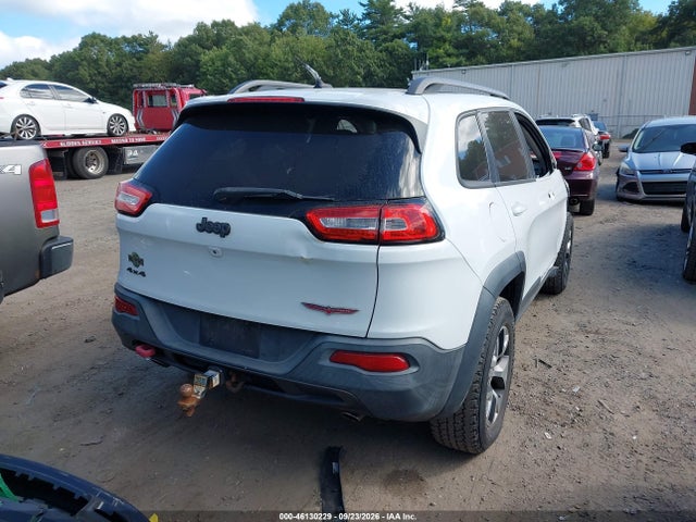 2015 Jeep Cherokee Trailhawk მანქანა იყიდება აუქციონზე, vin: 1C4PJMBS3FW570968, აუქციონის ნომერი: 46130229