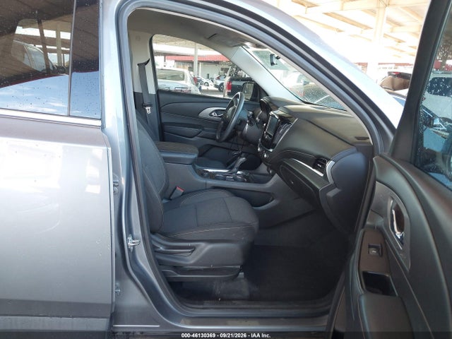 Chevrolet Traverse Ls 2018 1GNERFKWXJJ199089 Image 5
