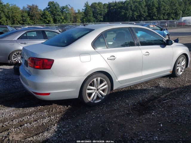 Продажа на аукционе авто 2013 Volkswagen Jetta Gli, vin: 3VW567AJ0DM214474, номер лота: 46130403