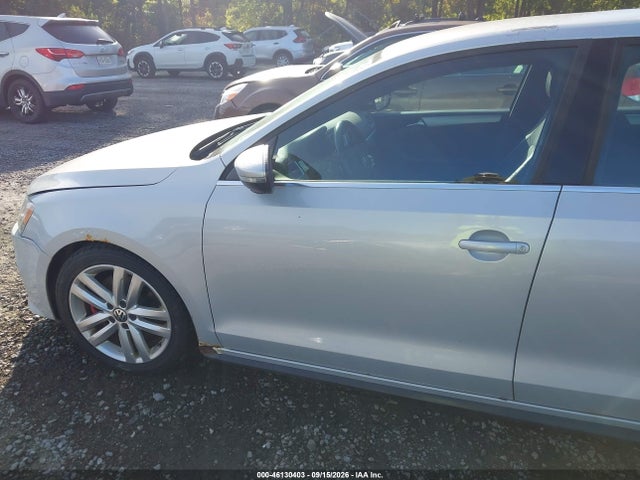 Продажа на аукционе авто 2013 Volkswagen Jetta Gli, vin: 3VW567AJ0DM214474, номер лота: 46130403