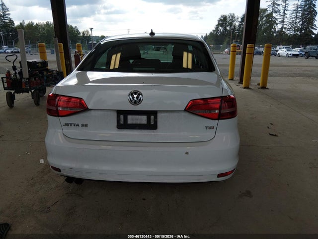46130443 :رقم المزاد ، 3VWD17AJ7FM314424 vin ، 2015 Volkswagen Jetta 1.8t Se مزاد بيع