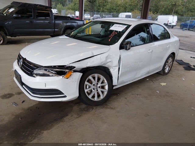 46130443 :رقم المزاد ، 3VWD17AJ7FM314424 vin ، 2015 Volkswagen Jetta 1.8t Se مزاد بيع