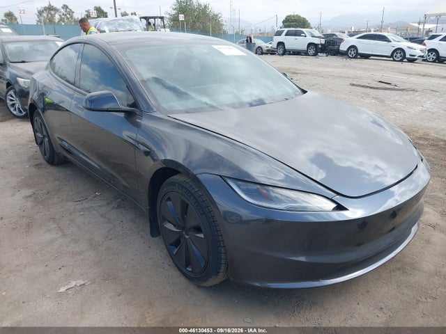 Tesla Model 3 Long Range Rear-wheel Drive/standard Rear-wheel Drive 2025 5YJ3E1EA4SF988846 Image 1
