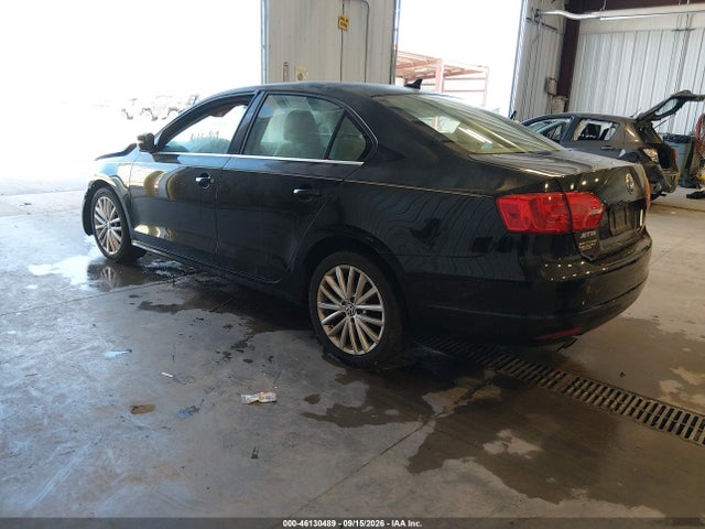 2012 Volkswagen Jetta 2.5l Sel მანქანა იყიდება აუქციონზე, vin: 3VWLX7AJ0CM304386, აუქციონის ნომერი: 46130489