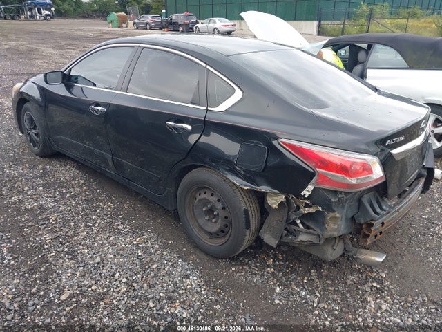 2015 Nissan Altima 2.5 S მანქანა იყიდება აუქციონზე, vin: 1N4AL3AP9FC573999, აუქციონის ნომერი: 46130496